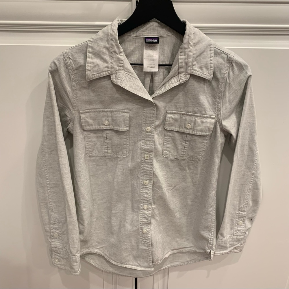 Patagonia Women’s Button Down Shirt, Size 2 (S)